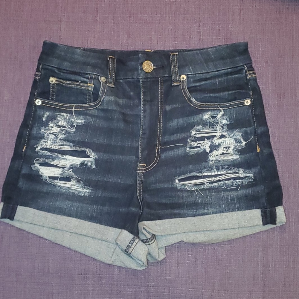 AMERICAN EAGLE DARK WASH DENIM SHORTS